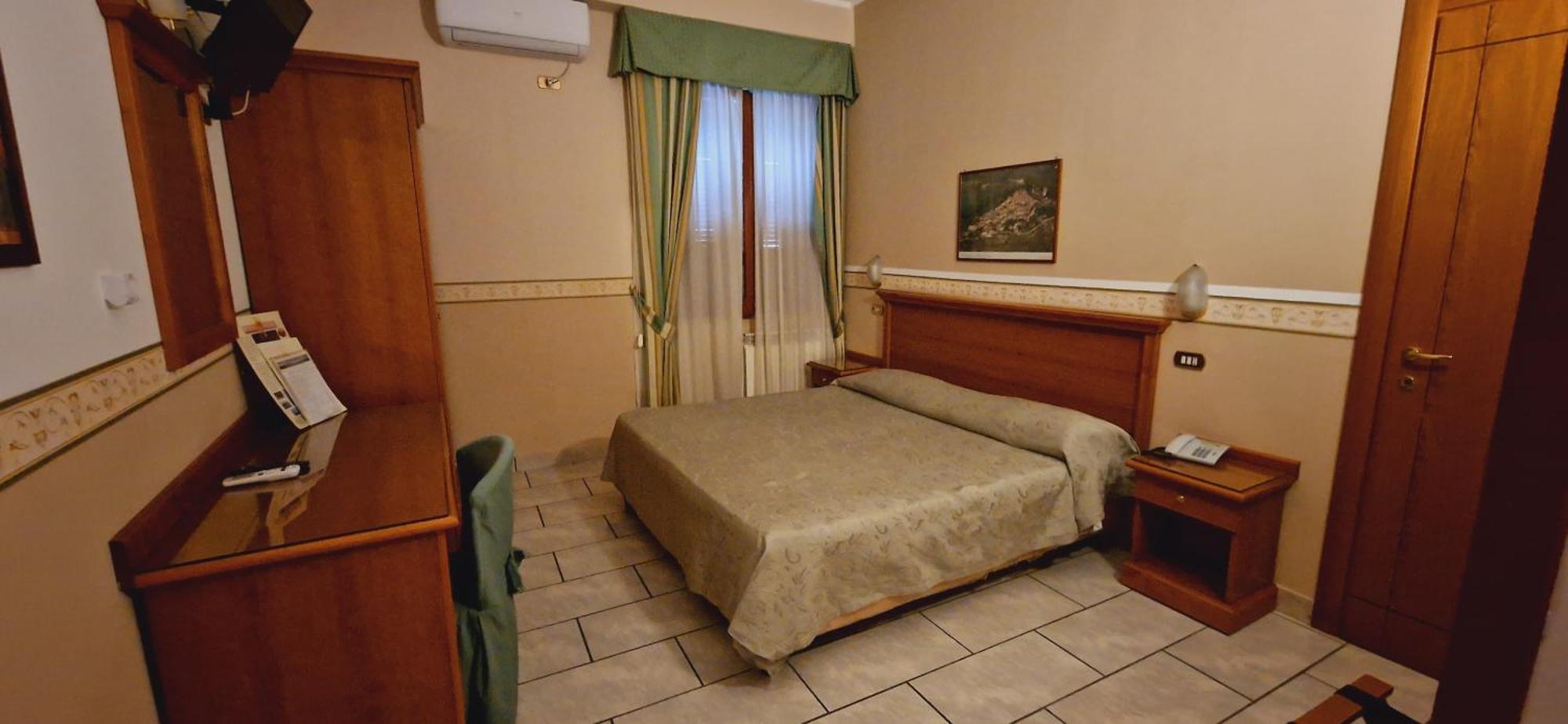 Hotel Lento Melito di Napoli Ngoại thất bức ảnh