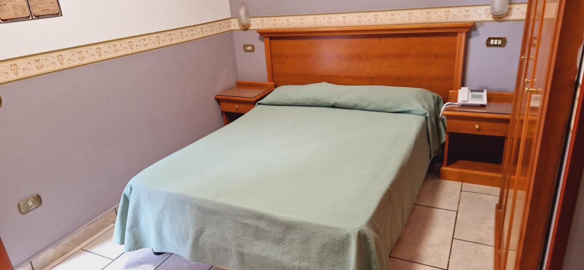 Hotel Lento Melito di Napoli Ngoại thất bức ảnh