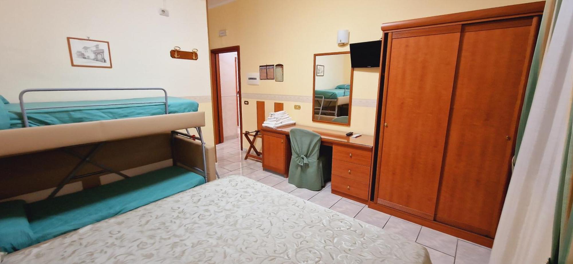 Hotel Lento Melito di Napoli Ngoại thất bức ảnh